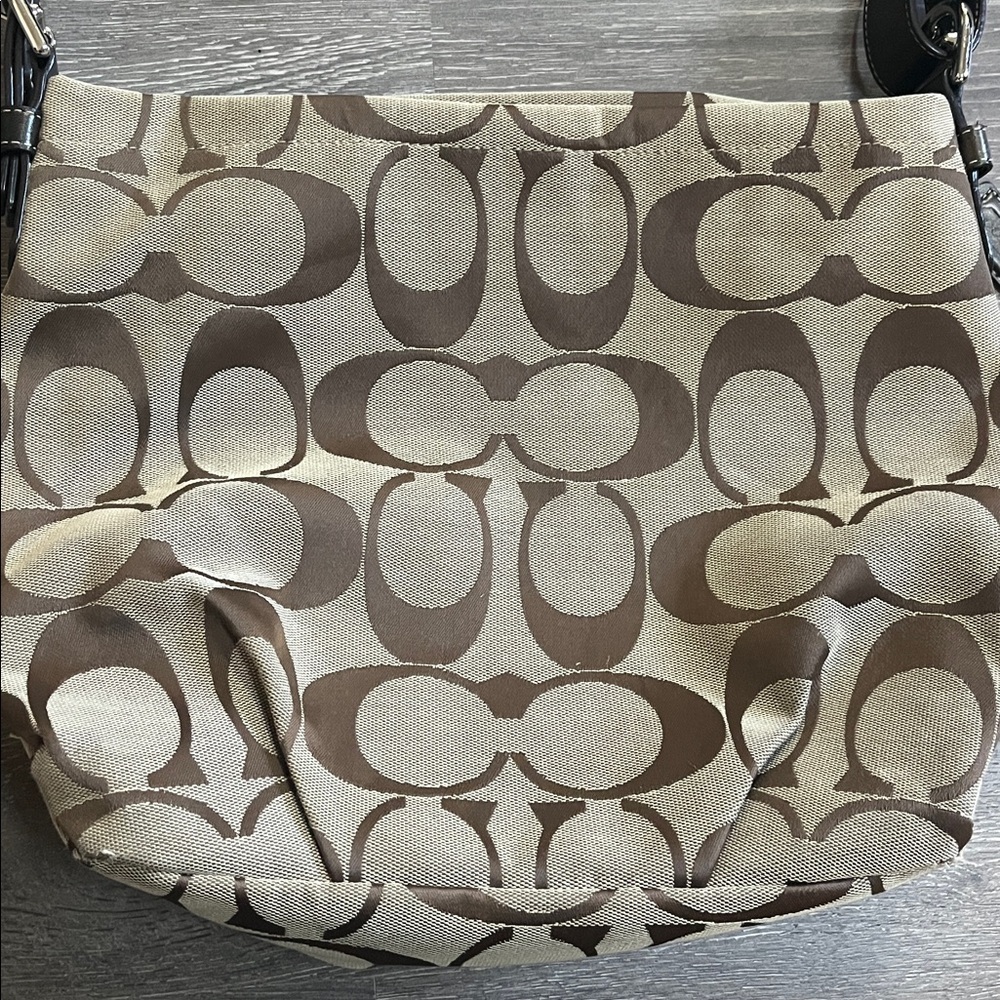 Coach Signature Shoulder Bag - Picture 2 of 10